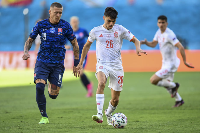 Slovenskí futbalisti zabojujú proti Slovincom o postup na ME, Kucka zdôrazňuje tímový výkon