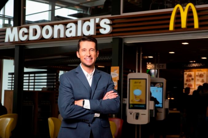 Zmena na najvyššej pozícii McDonald’s ČR a SR: novým generálnym riaditeľom je Dan Camp