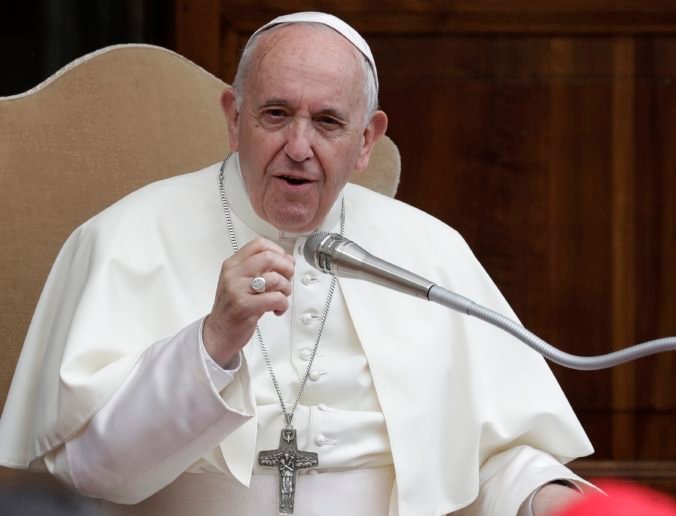 Na stretnutie s pápežom sa dostanú aj neočkovaní, organizátori zmenili pravidlá