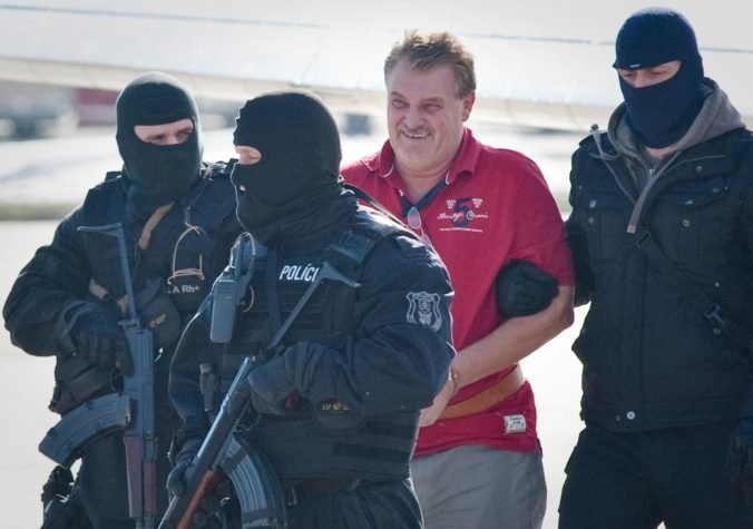 Stíhanie odsúdeného Mišenku zastavili, prípad vraždy bol založený na nedôveryhodnom svedectve