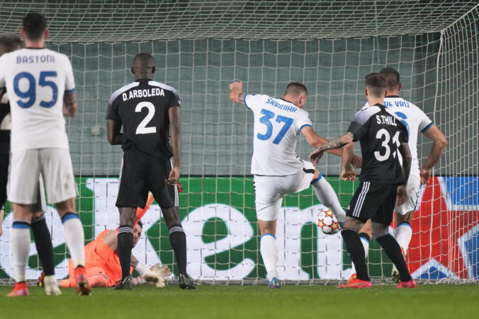 Milan Škriniar strelil svoj prvý gól v Lige majstrov, bol víťazný a venoval ho dcére (video)