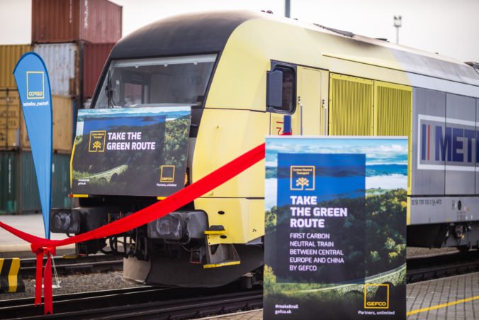 GEFCO vypravilo prvý uhlíkovo neutrálny ucelený vlak po Hodvábnej ceste