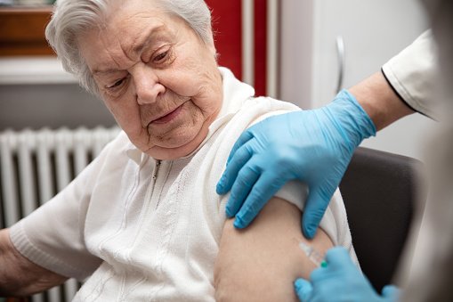 Očkovanie v Česku by malo byť povinné, ale podľa Babiša len pre niektoré profesie