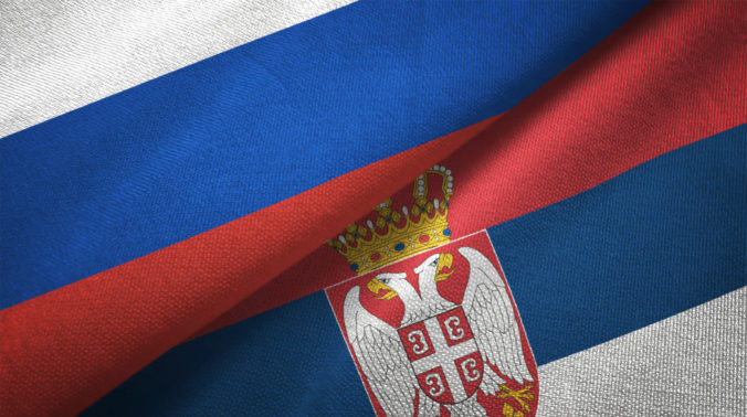 Srbsko a Rusko sa zaviazali bojovať proti farebným revolúciám, chcú kontrolovať aktivistov aj médiá