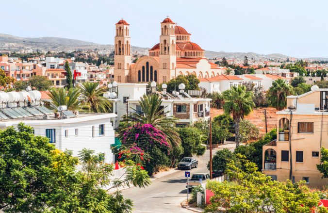 Cyprus očakáva zotavenie turizmu do roku 2024, pokles príjmov krajinu tvrdo zasiahol
