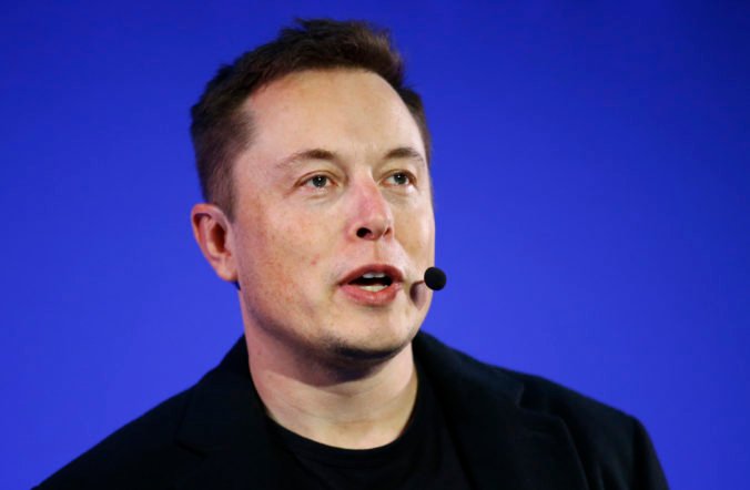 Elon Musk čelí kritike za blízke stretnutia jeho družíc s čínskou vesmírnou stanicou