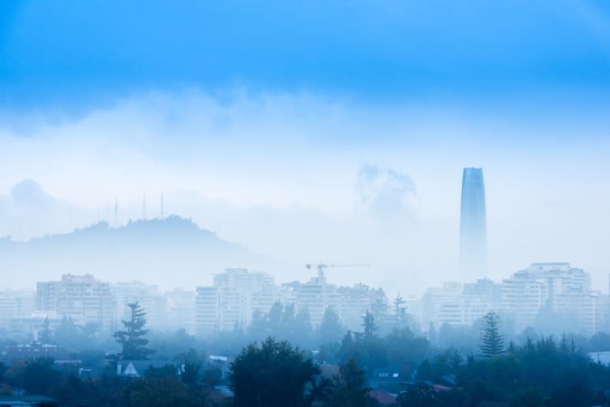 Meteorológovia upozorňujú na smogovovú situáciu v Jelšave a okolí, trvá do odvolania