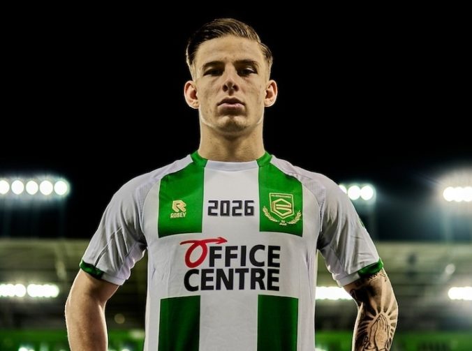 Suslov si bude naďalej obliekať dres klubu FC Groningen, už teraz patrí k oporám tímu