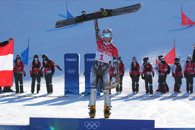 Česko má na ZOH v Pekingu prvú medailu, športová obojživelníčka Ledecká získala zlato