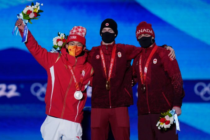 Parrot získal na olympiáde ďalšie zlato, jeho krajan si neodpustil štipľavé poznámky na adresu rozhodcov