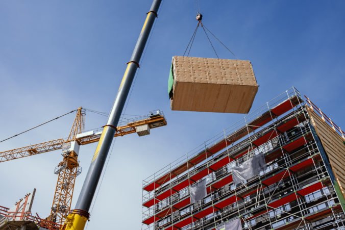 Holého stavebný zákon je plný nedostatkov, podľa Kremského by mali návrh stiahnuť z parlamentu na dopracovanie