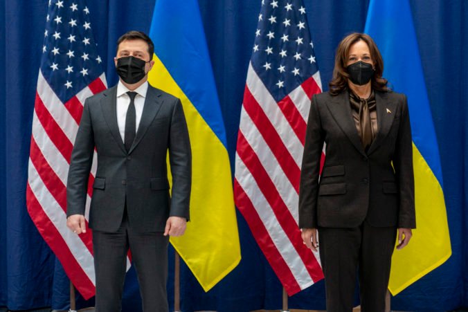 Americká viceprezidentka potvrdila pomoc Ukrajine a sľubuje tvrdé sankcie v prípade ruskej invázie