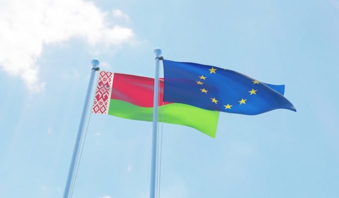 Európska únia nalieha na Bielorusko, aby sa nepodieľalo na ruskom útoku voči Ukrajine