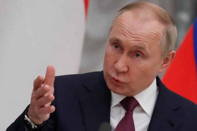 Európski lídri sa chystajú zmraziť majetky Putina a Lavrova
