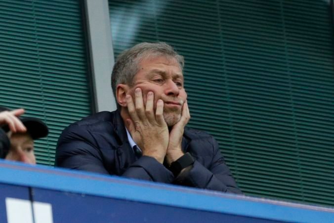 Ruský oligarcha Abramovič sa vyjadril k predaju FC Chelsea a povedal, kde skončia všetky peniaze