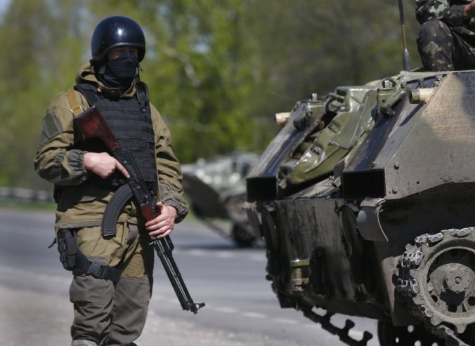 Ukrajinci si pripísali ďalší úspech, pred Kyjevom zlikvidovali tankový pluk aj s veliteľom (video)