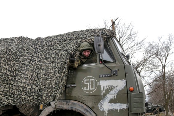 Rusi zrejme chcú dosadiť do okupovaného Chersonu promoskovskú správu, varuje britské ministerstvo obrany
