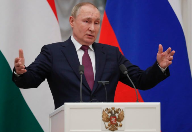 Putin je ochotný rokovať s Bidenom, uvalenie sankcií na amerického prezidenta neznamená „koniec kontaktov“