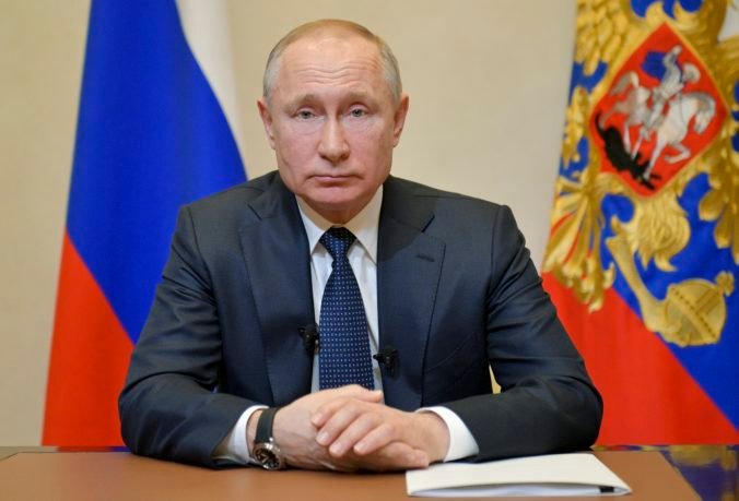 Prezident Putin sa bojí atentátu, robí personálne „čistky“ a jedlo si necháva ochutnať