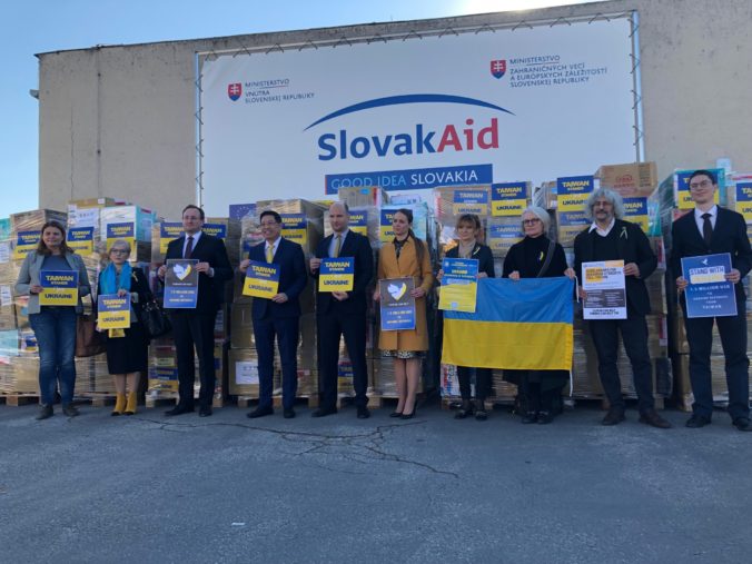 Taiwanská humanitárna pomoc pre Ukrajinu dorazila úspešne na Slovensko
