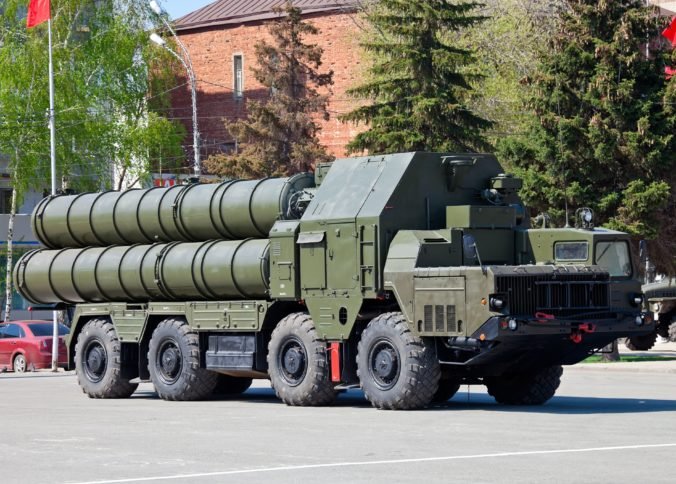Slovenský systém S-300 je už na Ukrajine, tajný presun trval dva dni