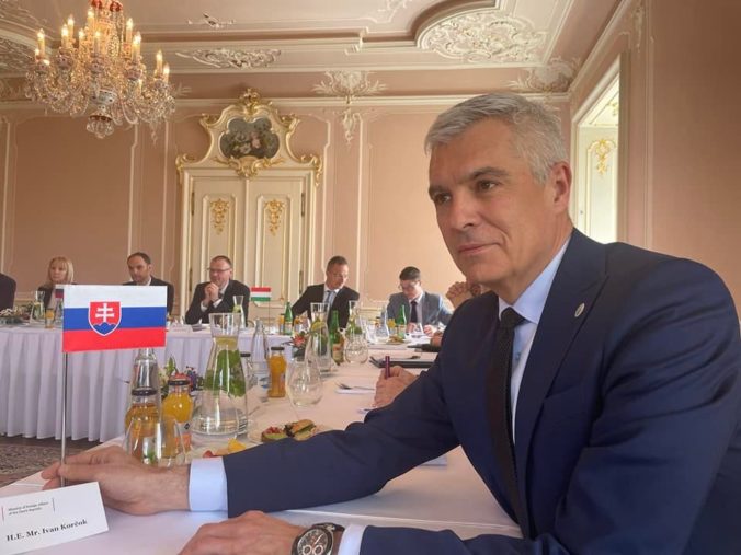 Slovensko vyšle do Kyjeva inšpekčný tím, Korčok chce znovuotvoriť veľvyslanectvo v ukrajinskej metropole