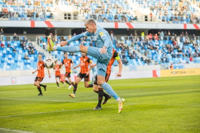 Slovan po remíze na trávniku Ružomberka v predstihu obhájil majstrovský titul vo Fortuna lige