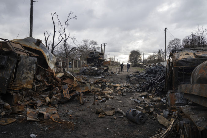 Mestom Ľvov na Ukrajine otriaslo niekoľko explózií, starosta hlási raketový útok