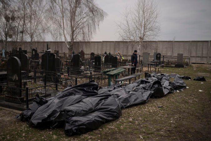 Masaker v Buči by mal otvoriť oči všetkým Slovákom, ktorí odmietajú fakty o ruských vojnových zločinoch