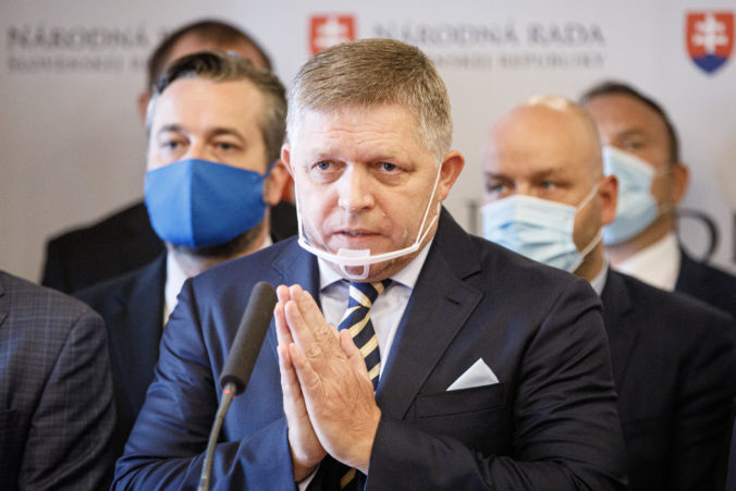 Fico mobilizuje občanov. Prezidentku, premiéra a špeciálneho prokurátora označil za štátnu mafiu