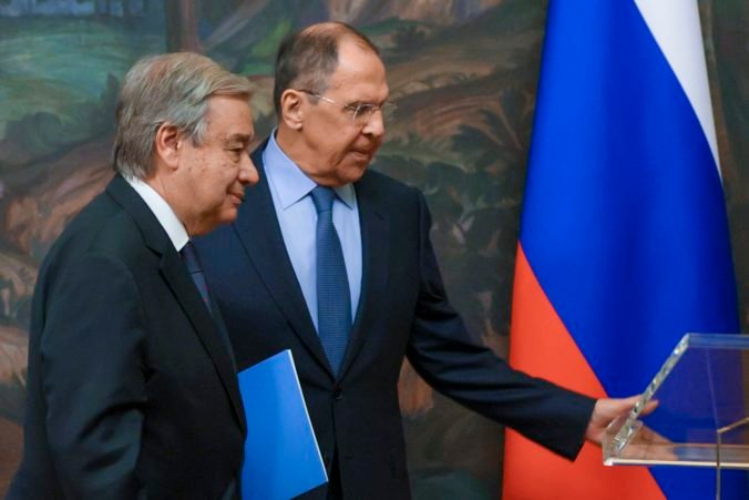Vojna na Ukrajine sa skončí, keď sa ju Rusko rozhodne ukončiť, povedal šéf OSN po stretnutí s Putinom