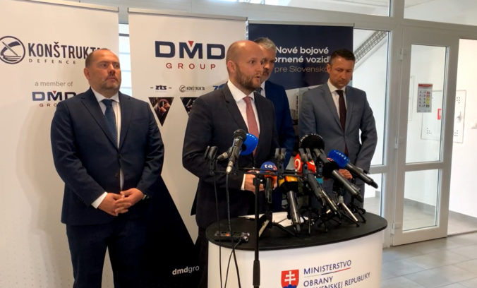 Na výrobe obrnených vozidiel Patria sa budú podľa Naďa podieľať slovenské firmy, poskytne to ľuďom prácu (video)