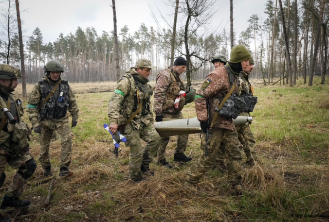 Ukrajinskí vojaci zabránili Rusom prekročiť rieku v regióne Donbas, Putinovi velitelia sú pod tlakom