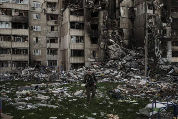 Ukrajina pravdepodobne zvíťazila v boji o Charkov, Rusi sa vzdali pokusov obkľúčiť mesto