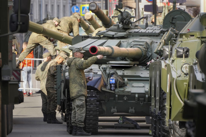 Rusko minulo od začiatku roka už takmer polovicu celoročného rozpočtu určeného na obranu