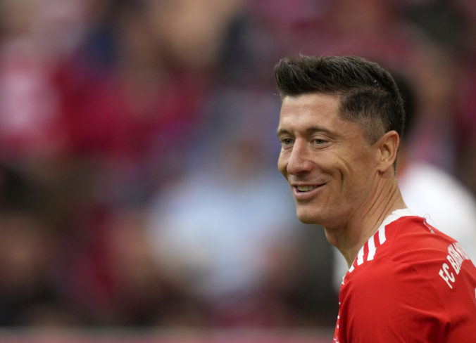 Zostane nakoniec Lewandowski v Bayerne Mníchov? Müller dúfa, že sa Poliak nechá presvedčiť