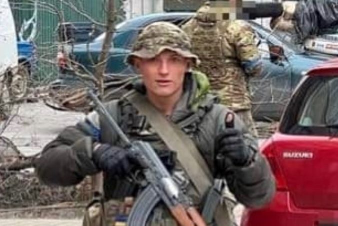 Počas bojov proti ruskej armáde v Sjevjerodonecku padol britský dobrovoľník Jordan Gatley