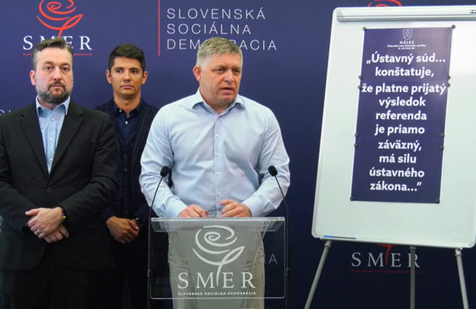 Smer spúšťa už čoskoro petičnú akciu za referendum o predčasných voľbách, precestuje celé Slovensko (video)