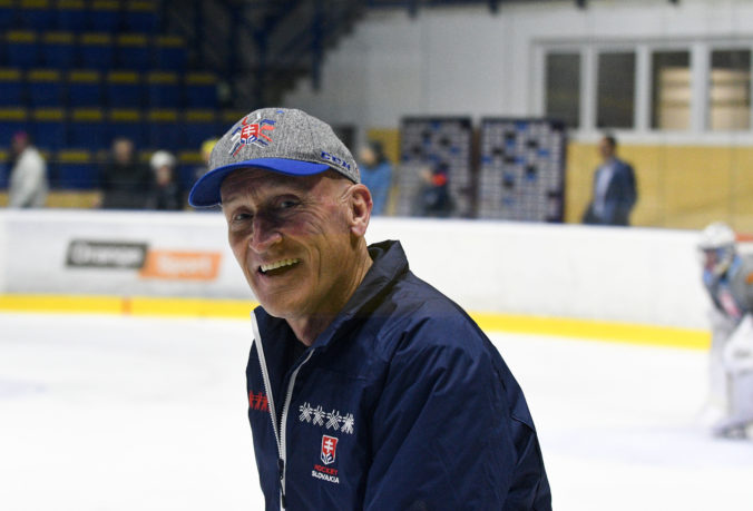 Craig Ramsay nedokázal povedať nie a ostáva trénerom slovenskej hokejovej reprezentácie