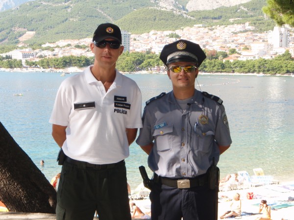V Chorvátsku aj tento rok stretnete slovenských policajtov, ide o každoročnú pomoc