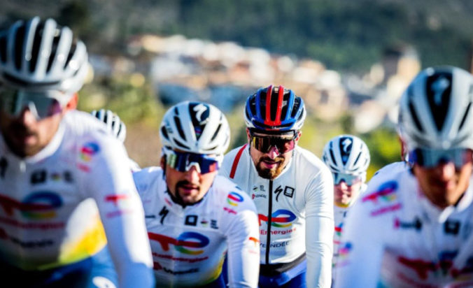 Na pretekoch Okolo Švajčiarska pribúda počet pozitívnych cyklistov, Sagan však v 6. etape štartovať bude