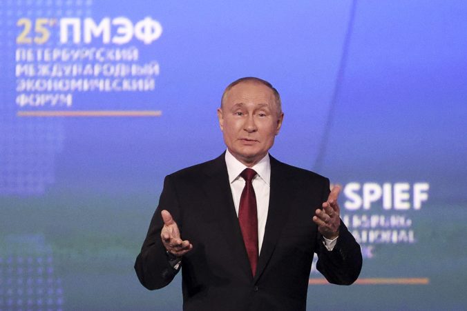 Rusko bolo podľa Putina donútené k svojej „operácii“ na Ukrajine a v Donbase, odvoláva sa na chartu OSN