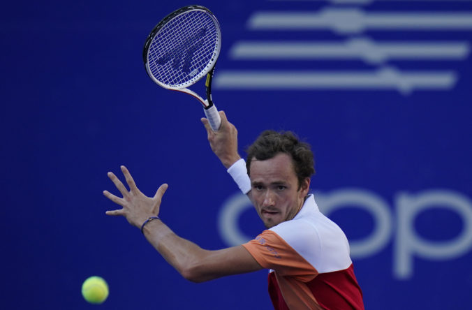 Na čele rebríčkov ATP a WTA k zmene nedošlo, tenisu naďalej vládnu Medvedev a Swiateková