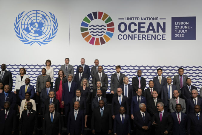 V Lisabone sa začala konferencia OSN o ochrane oceánov, ku ktorej sa ako suchozemská krajina hlási aj Slovensko