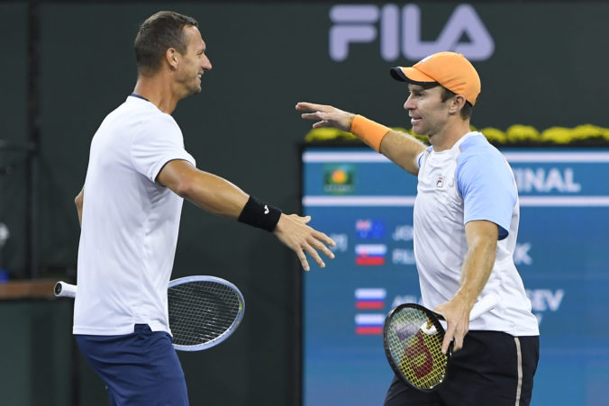 Filip Polášek s Johnom Peersom postúpili na Wimbledone do druhého kola štvorhry