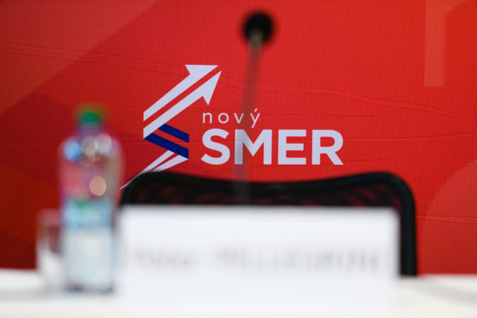 SĽUK ani Peter Bič Projekt nevystúpi na oslavách zvrchovanosti, obec porušila zmluvu a dôvodom je aj logo strany Smer-SD
