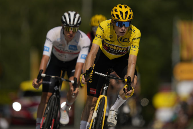 Soler a Majka odstúpili z Tour de France 2022, Pogačar ostal na Pyreneje takmer bez pomoci