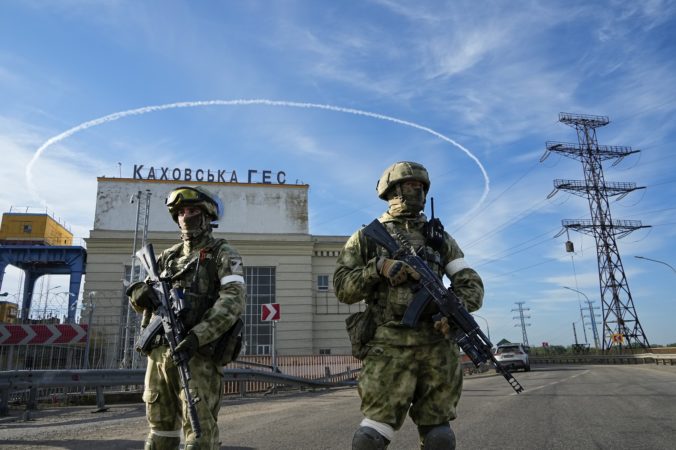 Rusi majú v pláne pripojiť okupované územia na juhu Ukrajiny k Rusku, tvrdí spravodajská služba