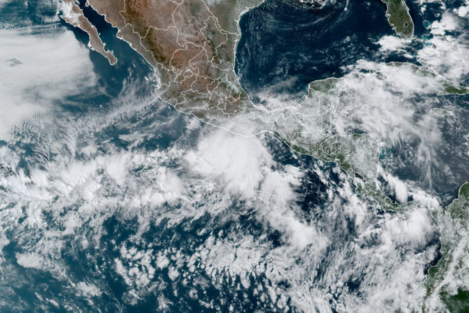 Juhozápadne od polostrova Baja California sa sformoval hurikán Frank