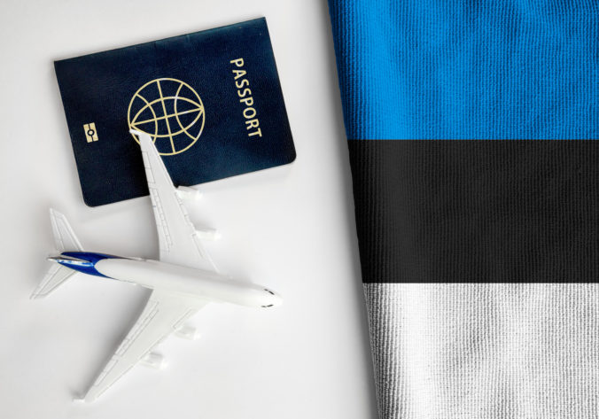 Estónsko obmedzí vstup Rusov na svoje územie, pozastaviť chce aj vydávanie víz